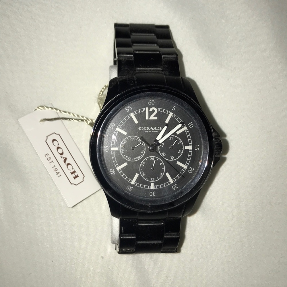 Men’s black watch